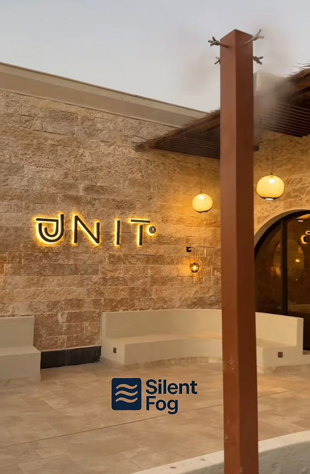 UNIT واجهة مضيئة